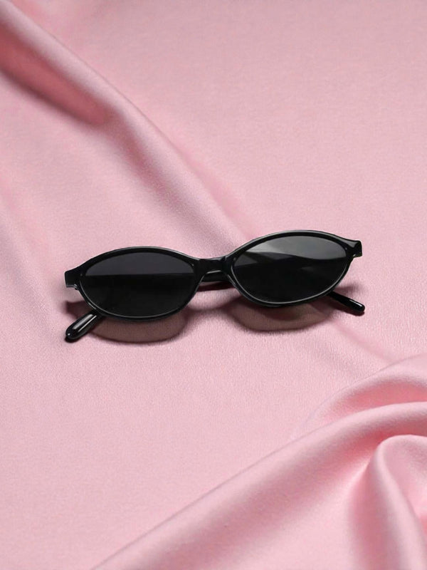 Black Oval Cat-Eye Sunglasses